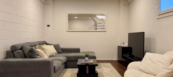 2 bedrooms Duplex in Ponzano Veneto, Italy No. 332333 2