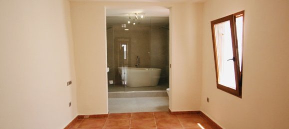3 bedrooms Townhouse in Mijas, Spain No. 150670 11