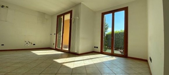 3 Schlafzimmer Wohnung in Palazzolo sull'Oglio, Italy, Nr. 363418 20
