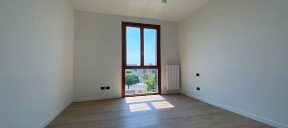 3 Schlafzimmer Wohnung in Palazzolo sull'Oglio, Italy, Nr. 363418 10