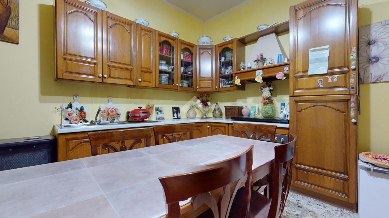 3 rooms Apartment in Francavilla Fontana, Italy No. 25215
