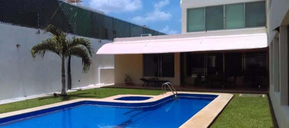 5 bedrooms House in Yucatan, Mexico No. 171571 2