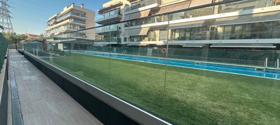 3 bedrooms Apartment in Sant Boi de Llobregat, Spain No. 175115 3