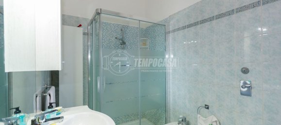 3 rooms Apartment in Rivolta d'Adda, Italy No. 72389 10