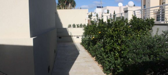 4 bedrooms Villa in Swieqi, Malta No. 8910 4