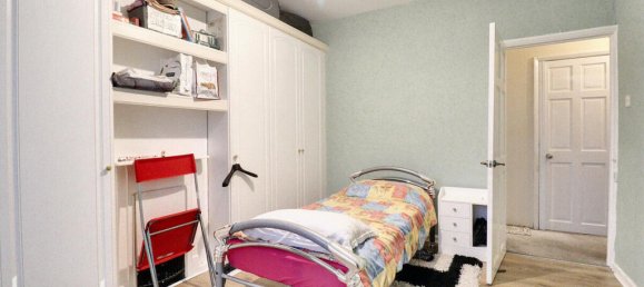 2 bedrooms Commercial property in Dagenham, United Kingdom No. 4822 7