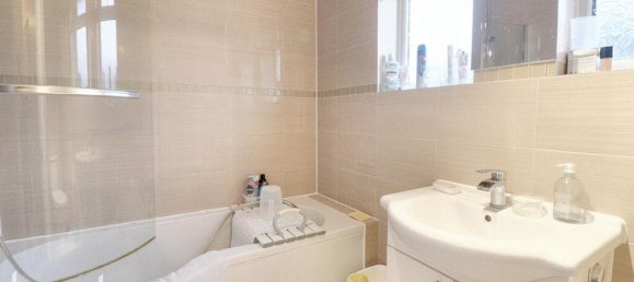 2 bedrooms Commercial property in Dagenham, United Kingdom No. 4822 8