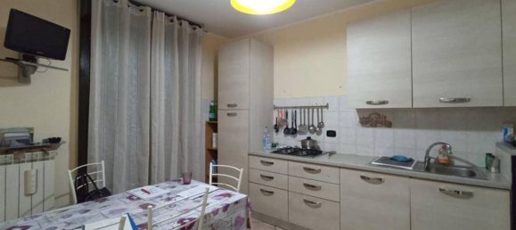 3-salle Appartement à Casorezzo, Italy No. 272838 6