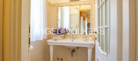 Дом с 5 комнатами в Рим, Италия № 109276 17