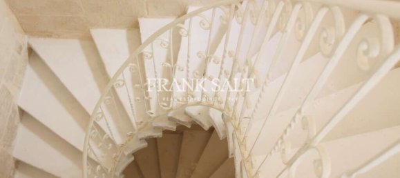 2 bedrooms Apartment in Valletta, Malta No. 2500 10