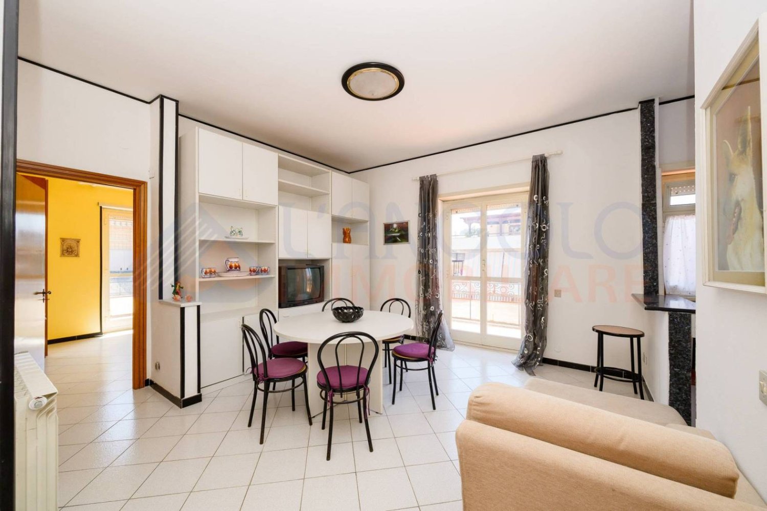 Квартира с 3 спальнями в Ладисполи, Италия № 287044