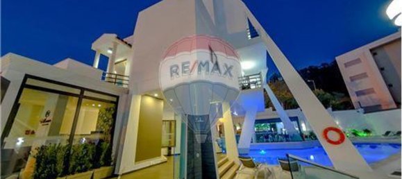683m² Hotel in Nazare, Portugal No. 82190 3