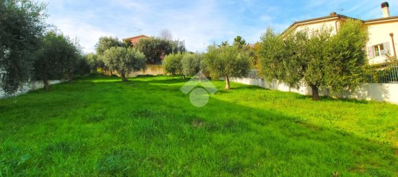 1-salle Terrain à Tortoreto, Italy No. 112023 9