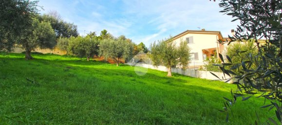 1-salle Terrain à Tortoreto, Italy No. 112023 11