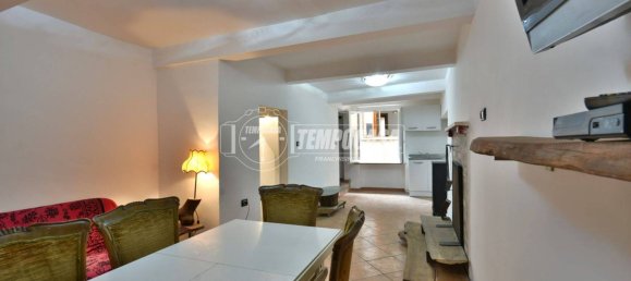 3 bedrooms House in Osimo, Italy No. 271588 3