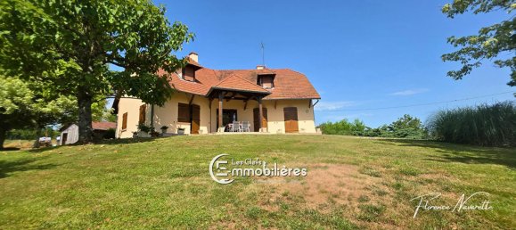 5 bedrooms House in Louhans, France No. 198700 2