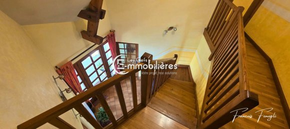 5 bedrooms House in Louhans, France No. 198700 12