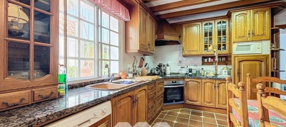 4 Schlafzimmer Haus in Caleta de Velez, Spain, Nr. 45232 20