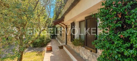 4 bedrooms Villa in Albavilla, Italy No. 131658 28