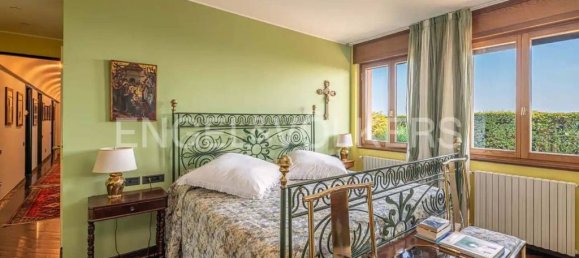 4 bedrooms Villa in Albavilla, Italy No. 131658 18