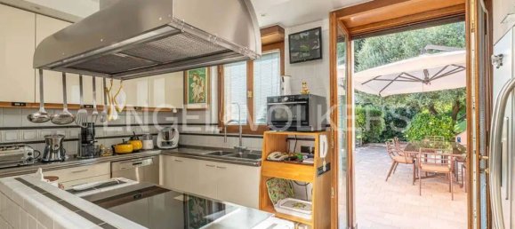 4 bedrooms Villa in Albavilla, Italy No. 131658 12