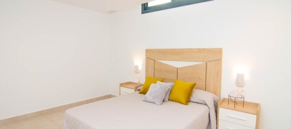 Villa de 4 dormitorios en La Nucia, Spain No. 2464 9