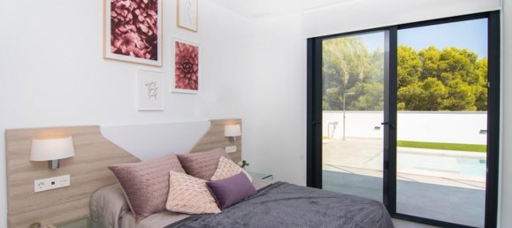 Villa de 4 dormitorios en La Nucia, Spain No. 2464 16