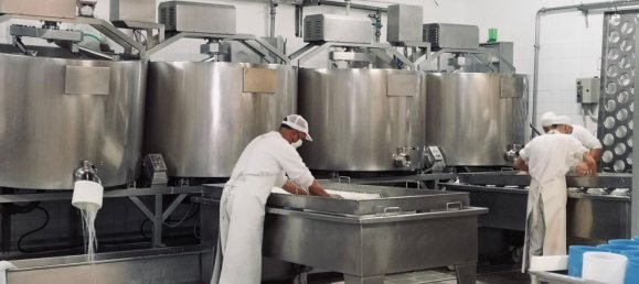 1400m² Commercial property in Sardinia, Italy No. 245644 5