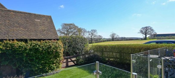 3 bedrooms Commercial property in Radlett, United Kingdom No. 6189 12