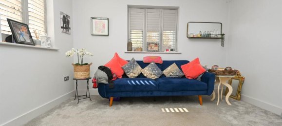 3 bedrooms Commercial property in Radlett, United Kingdom No. 6189 4