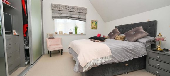 3 bedrooms Commercial property in Radlett, United Kingdom No. 6189 18