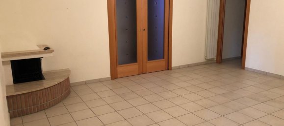 5 rooms Apartment in San Giorgio del Sannio, Italy No. 110574 6