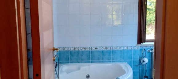 5 rooms Apartment in San Giorgio del Sannio, Italy No. 110574 20