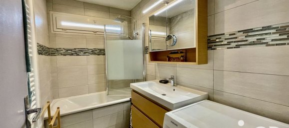 4 bedrooms Apartment in Lyon, France No. 335340 9