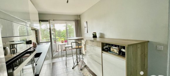 4 bedrooms Apartment in Lyon, France No. 335340 4
