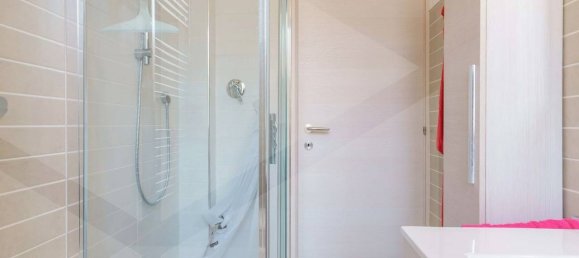 1 bedroom Apartment in Bologna, Italy No. 33380 24