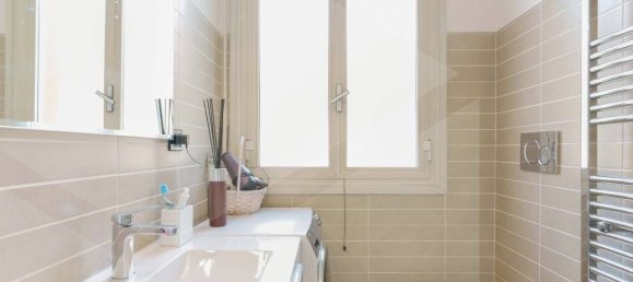 1 bedroom Apartment in Bologna, Italy No. 33380 20