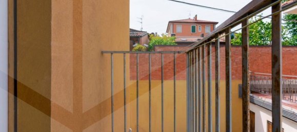 1 bedroom Apartment in Bologna, Italy No. 33380 16