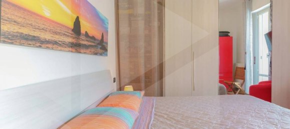 1 bedroom Apartment in Bologna, Italy No. 33380 9