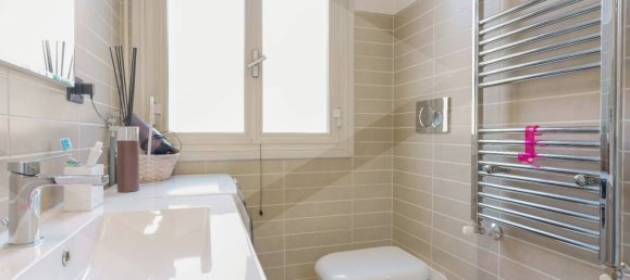 1 bedroom Apartment in Bologna, Italy No. 33380 21