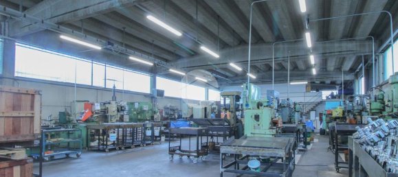 1 room Warehouse in Caravaggio, Italy No. 257654 16