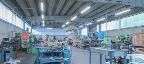 1 room Warehouse in Caravaggio, Italy No. 257654 17