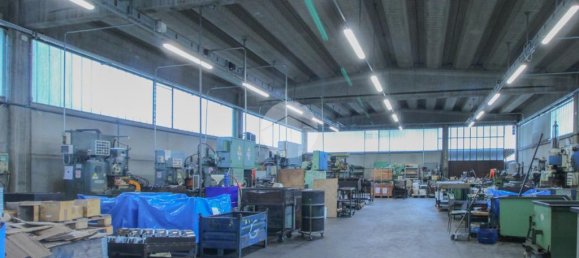 1 room Warehouse in Caravaggio, Italy No. 257654 15