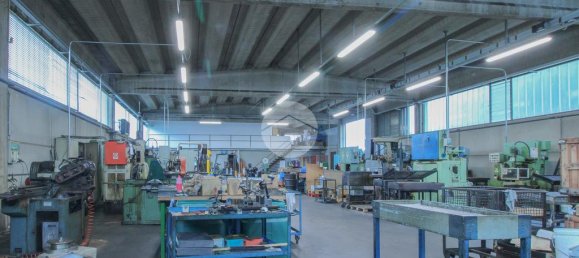 1 room Warehouse in Caravaggio, Italy No. 257654 10