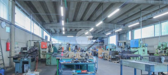 1 room Warehouse in Caravaggio, Italy No. 257654 4