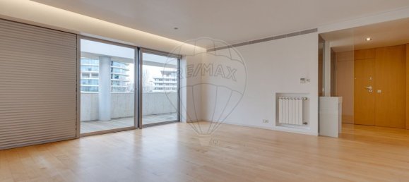 1 bedroom Apartment in Porto, Portugal No. 9857 25