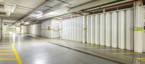 1 bedroom Apartment in Porto, Portugal No. 9857 12