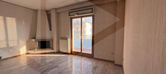 Apartamento de 2 dormitorios en Avezzano, Italy No. 20245 6