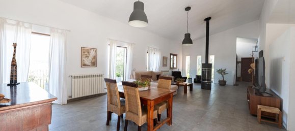 3 bedrooms House in Sineu, Spain No. 185915 4