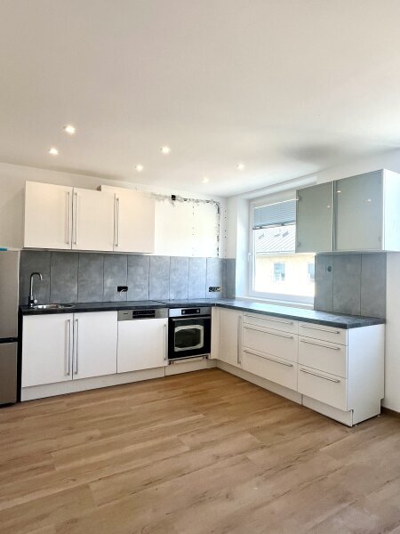 5 rooms Apartment in Salzburg, Austria No. 193106